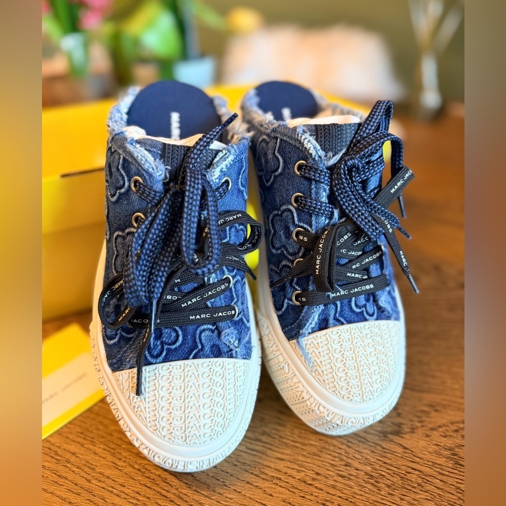 NIB! NEW! Marc Jacobs The Sneaker Mule Platformed Denim Daisy Patterned Women 36